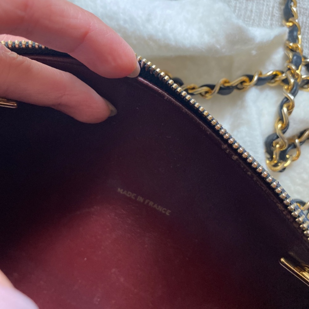 Chanel Tootsie Roll Barrel Shaped Coco CC Shoulder Barrel Bag - Picture 2 of 4